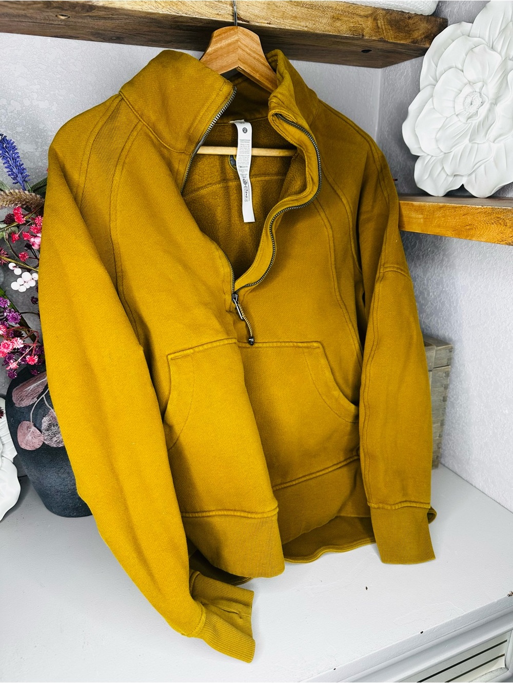 Lululemon Scuba Funnel Neck 1/2 Zip • Melrose Tan • XS / S - Picture 4 of 5